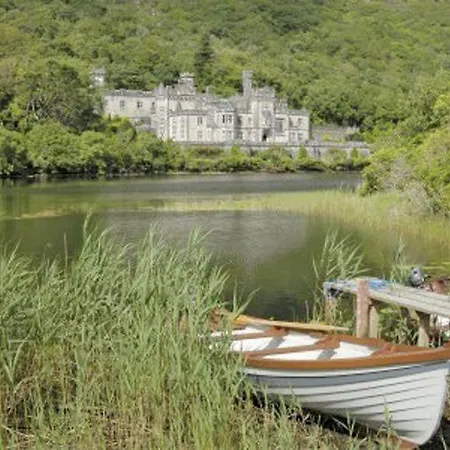 Robinswood, Cashel